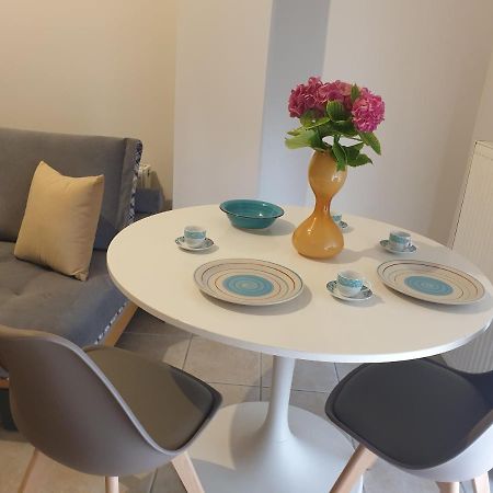 Comfortable Apartment In The Center Of Volos Very Close To The Port ภายนอก รูปภาพ